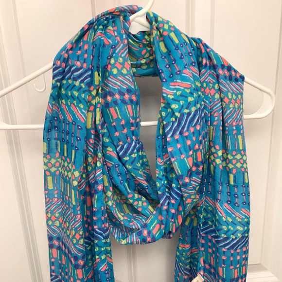 Aerie scarf - Picture 1 of 1